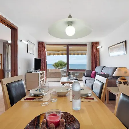 Апартаменты Apto 108 Wonder Located In Front Of The Sea With Swimming Pool